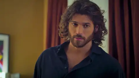 Francesco sorprende a Violeta con un cambio de actitud: “Raniero tiene mucha suerte” Francesco sorprende a Violeta con un cambio de actitud: “Raniero tiene mucha suerte”