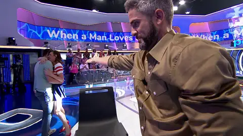 Momentazo romántico: Abril Zamora y Víctor Gutiérrez bailando ‘When a man loves a woman’ Momentazo romántico: Abril Zamora y Víctor Gutiérrez bailando ‘When a man loves a woman’