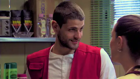 Gala duda de sus sentimientos hacia Carlos: “¿Crees que yo podría ser un lío?” Gala duda de sus sentimientos hacia Carlos: “¿Crees que yo podría ser un lío?”