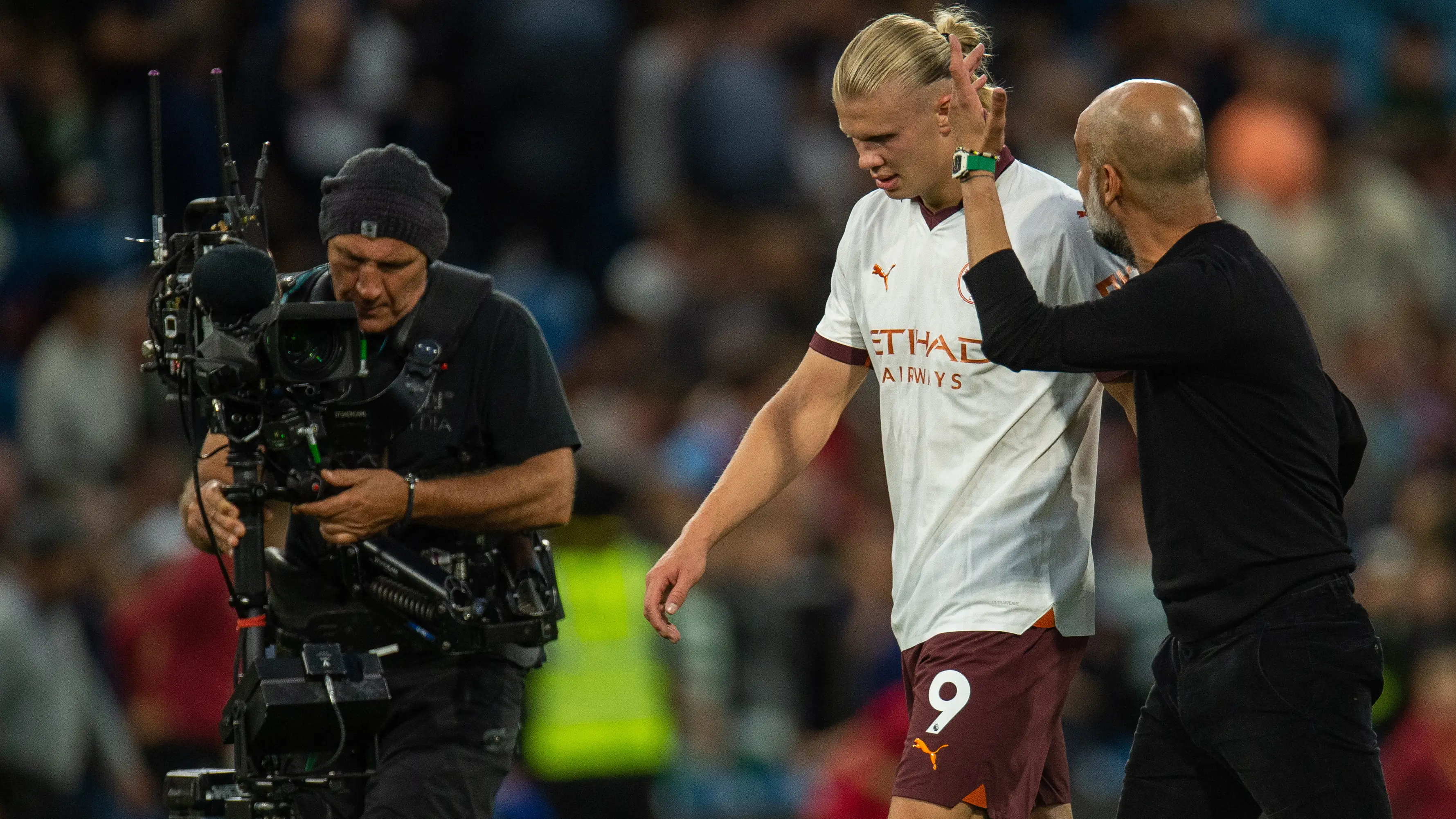 La bronca de Guardiola a Haaland durante el partido contra el Burnley