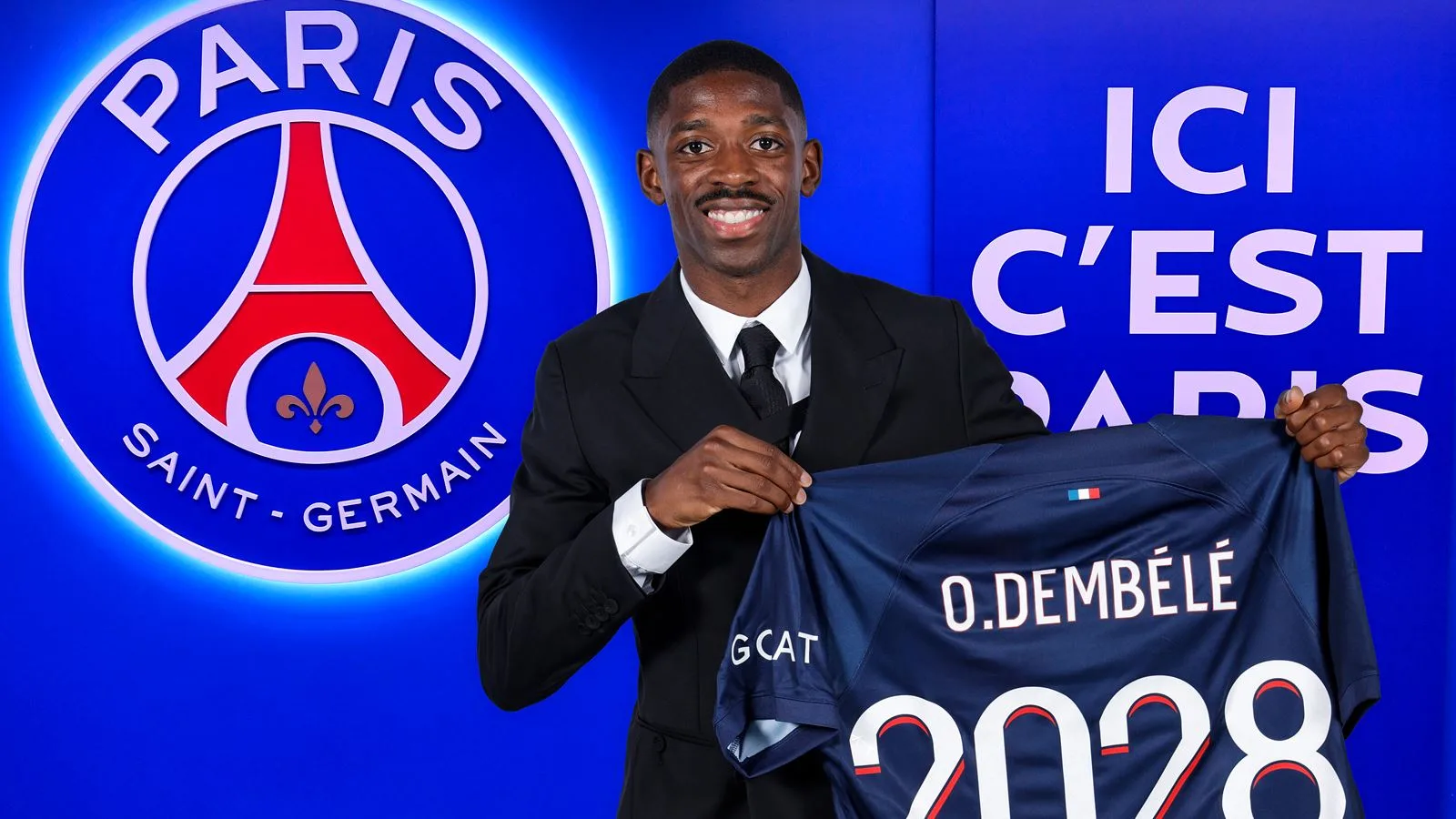Presentación de Dembélé con el PSG Presentación de Dembélé con el PSG
