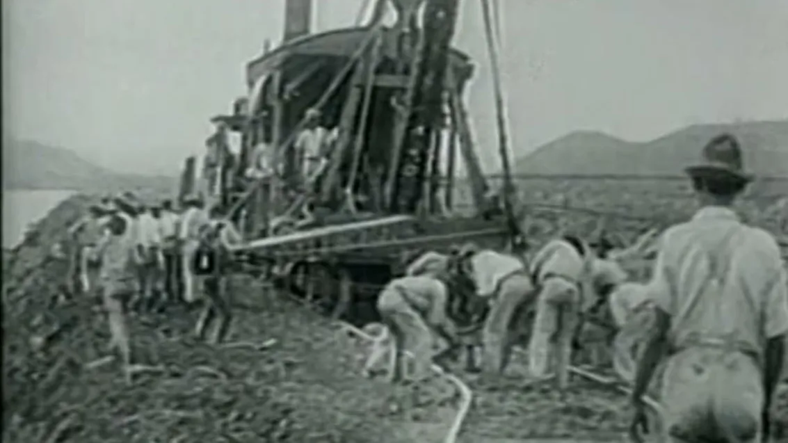 Construcci&oacute;n del Canal de Panam&aacute;
