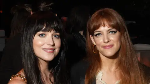 Dakota Johnson y Riley Keough Dakota Johnson y Riley Keough