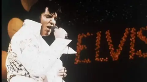 4 formas de recordar a Elvis Presley cuando se cumplen 46 años de su muerte