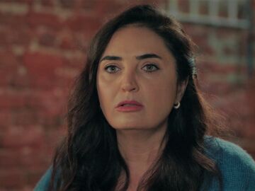 Şeng&uuml;l, sin palabras al ver que G&ouml;n&uuml;l le ha arreglado la furgoneta tras haberla quemado &ndash;