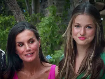 Leonor sigue los pasos del rey Felipe VI: la princesa comienza mañana su formación en la academia militar de Zaragoza Leonor sigue los pasos del rey Felipe VI: la princesa comienza mañana su formación en la academia militar de Zaragoza