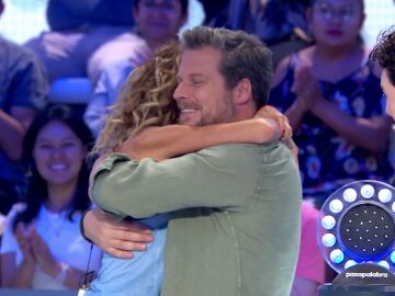 &iexcl;Emotivo! El regalo de Jota Abril a Lara Dibildos tras coronarse en &lsquo;La Pista&rsquo; 