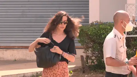 Silvia Bronchalo volverá mañana a la prisión de Koh Samui para visitar a su hijo Daniel Sancho Silvia Bronchalo volverá mañana a la prisión de Koh Samui para visitar a su hijo Daniel Sancho