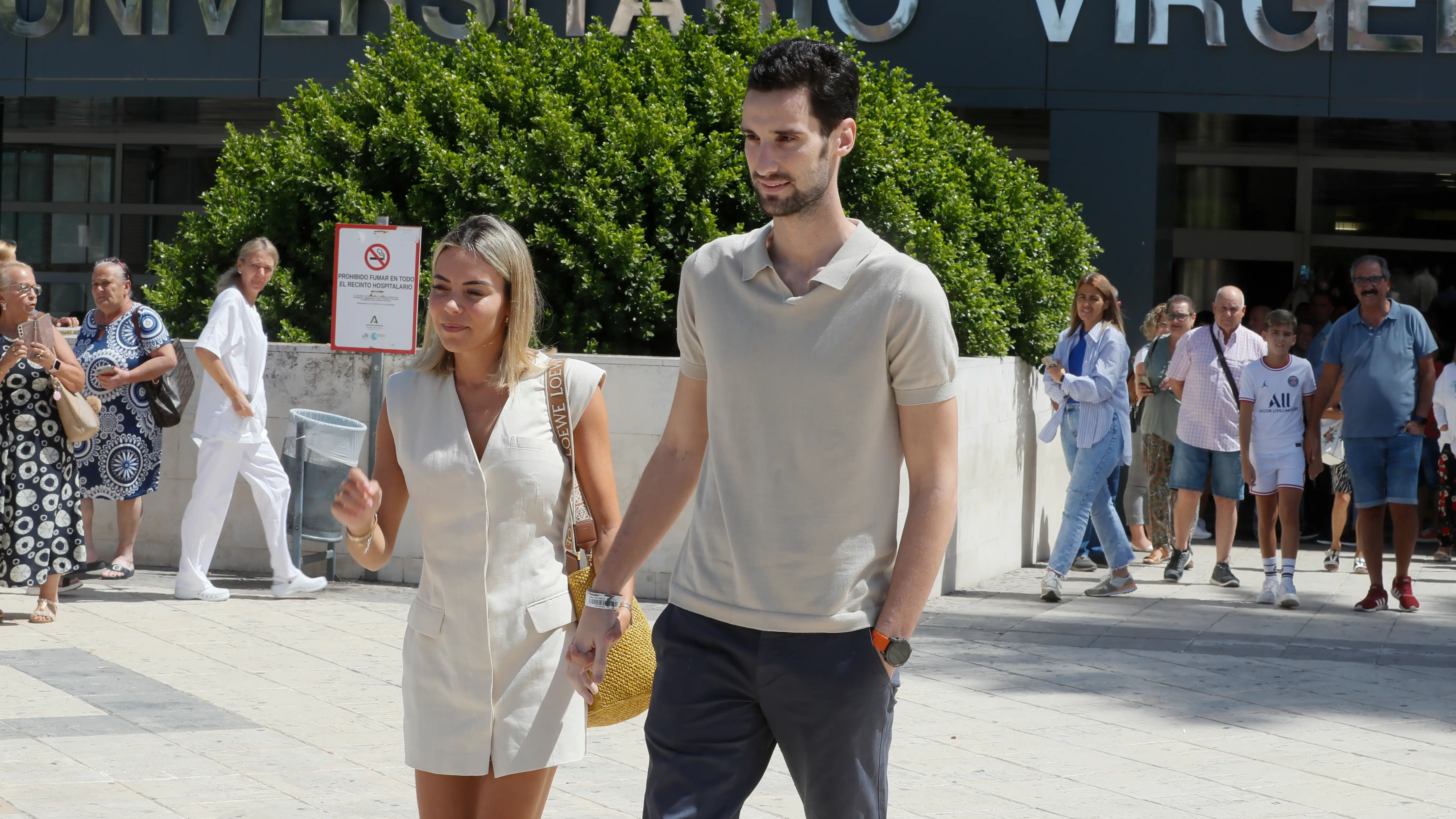 Sergio Rico, junto a su mujer Sergio Rico, junto a su mujer