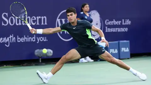 Carlos Alcaraz en la final de Cincinnati contra Djokovic