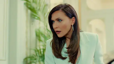 ¡El amigo de Ender la traiciona! Sabri afirma que vivió unos meses con él, pero niega que estuviese enferma ¡El amigo de Ender la traiciona! Sabri afirma que vivió unos meses con él, pero niega que estuviese enferma