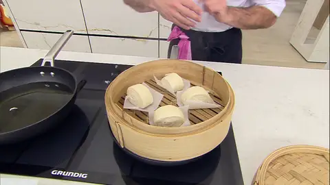 Pon los trozos en la vaporera Pon los trozos en la vaporera