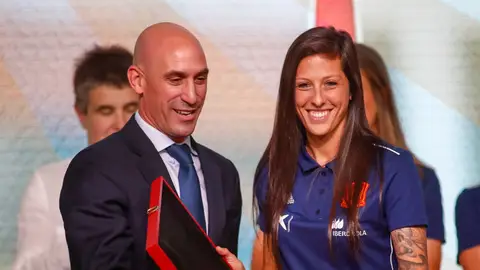 Jenni Hermoso, junto a Luis Rubiales Jenni Hermoso, junto a Luis Rubiales