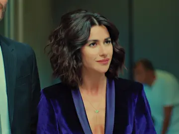 Şahika echa a perder el plan de Ender y Yildiz… ¡Y las acusa de intentar falsear los resultados de la prueba de paternidad! Şahika echa a perder el plan de Ender y Yildiz… ¡Y las acusa de intentar falsear los resultados de la prueba de paternidad!