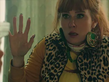 ¡Morgane a punto de ser asesinada! Un héroe le salva la vida en el último momento ¡Morgane a punto de ser asesinada! Un héroe le salva la vida en el último momento