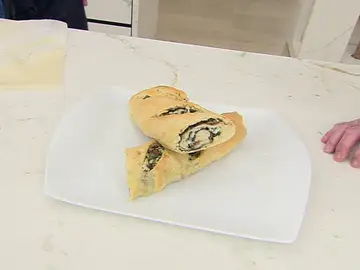 Receta fácil de Karlos Arguiñano: pan con espinacas, jamón y queso 