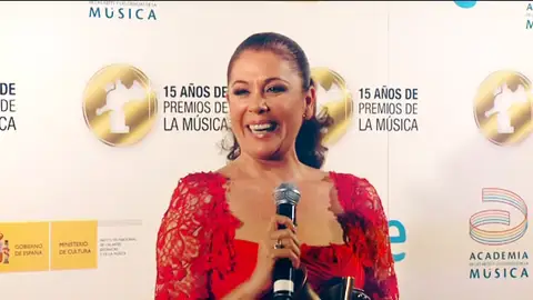 Isabel Pantoja y Kiko Rivera viven su felicidad por separado: ella, a punto de volver al escenario y él, de vacaciones familiares Isabel Pantoja y Kiko Rivera viven su felicidad por separado: ella, a punto de volver al escenario y él, de vacaciones familiares