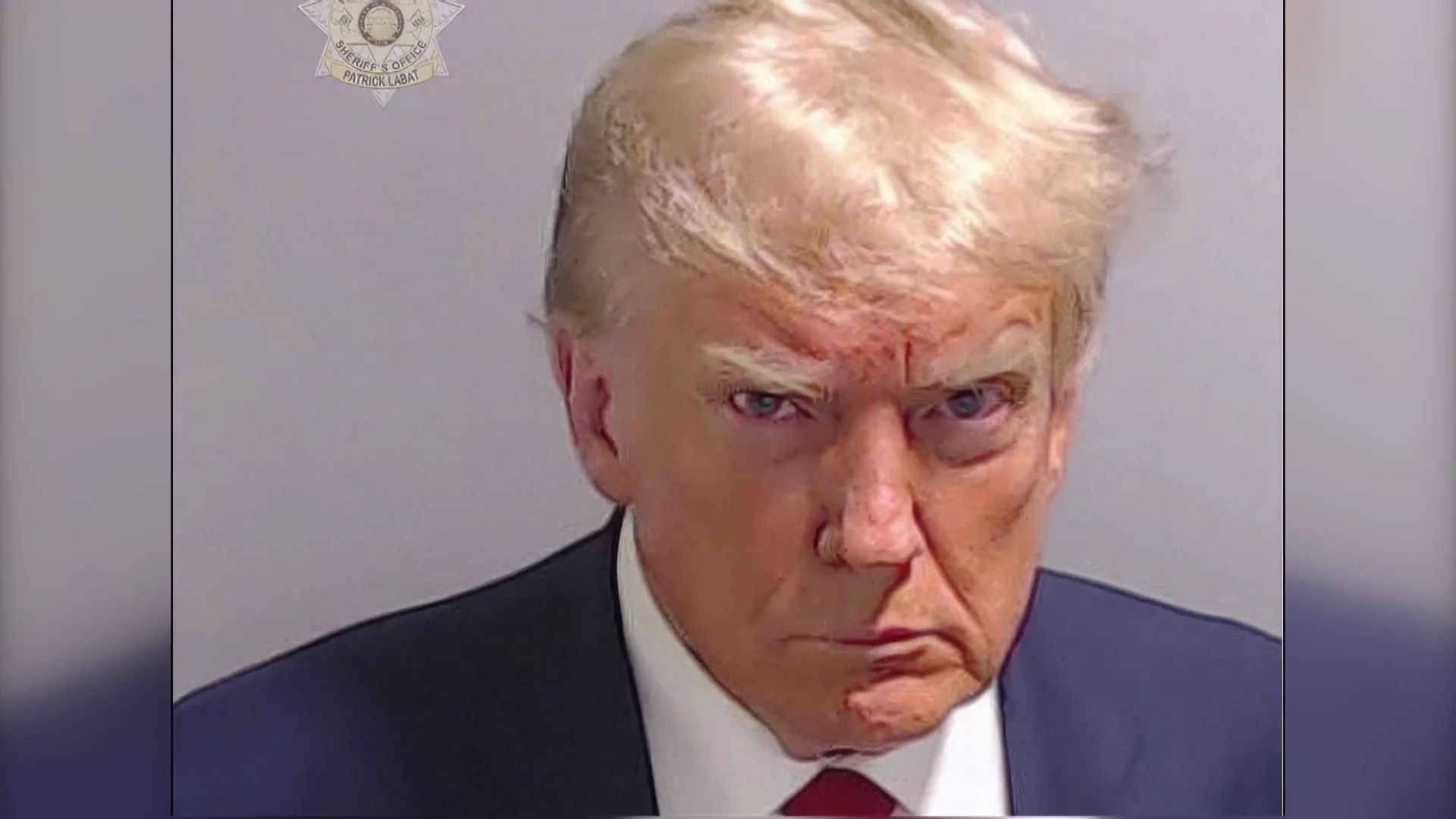 La foto de la ficha policial de Trump