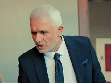 ¡Cambio de bebés en el hospital! Şahika manda alejar al bebé de Halit y Yildiz de ellos ¡Cambio de bebés en el hospital! Şahika manda alejar al bebé de Halit y Yildiz de ellos