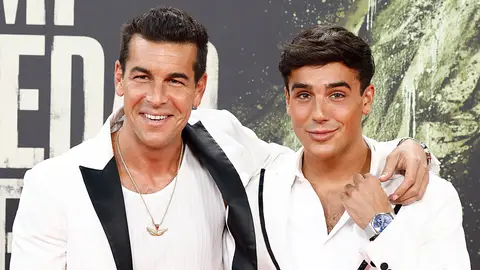 Mario Casas y su hermano Óscar Casas Mario Casas y su hermano Óscar Casas