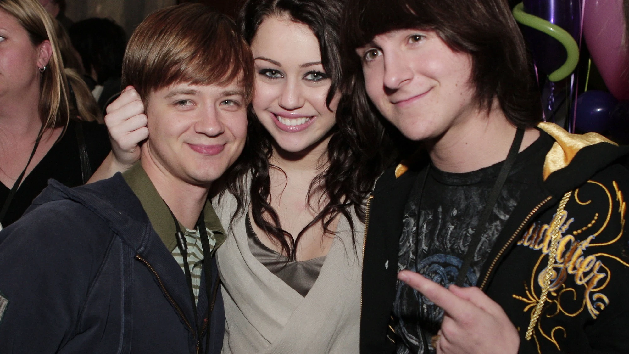 Los actores de 'Hanna Montana': Jason Earles, Miley Cyrus y Mitchel Musso