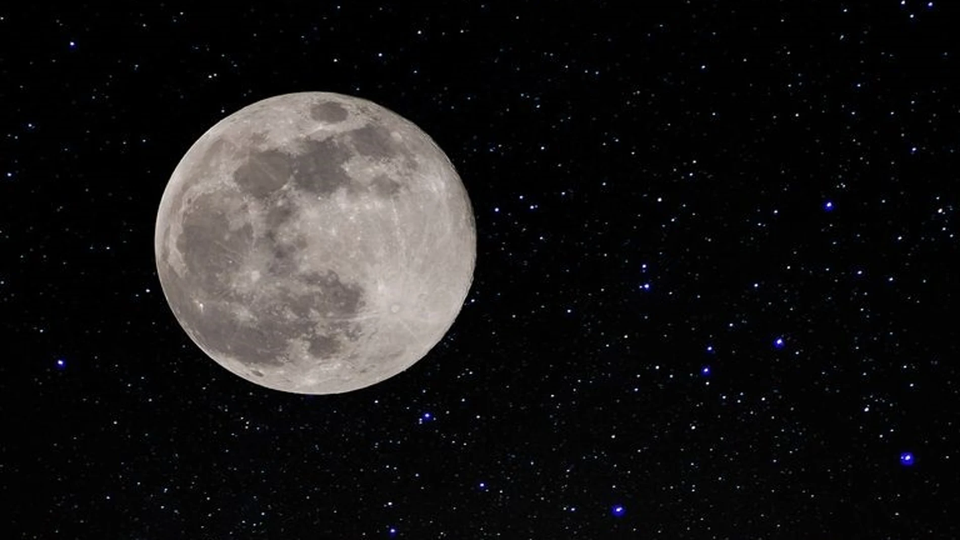 Imagen de archivo de una superluna