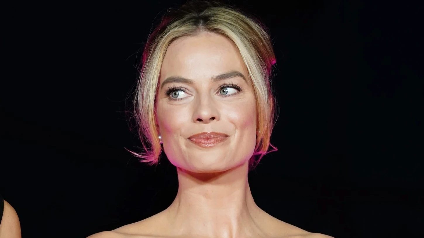Margot Robbie en el photocall de 'Barbie' en Londres