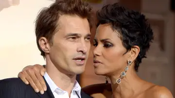 Olivier Martinez y Hallle Berry Olivier Martinez y Hallle Berry