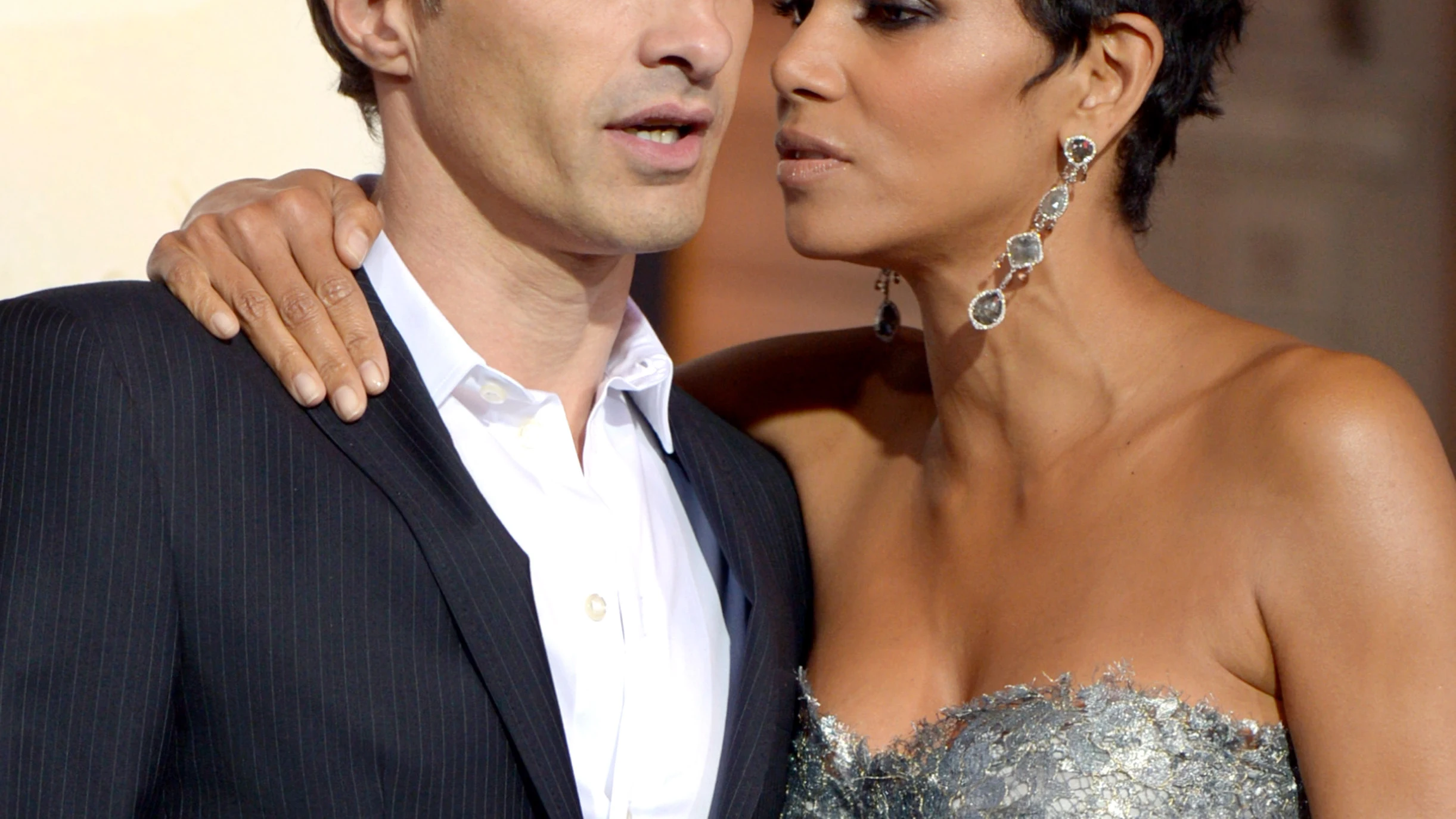 Olivier Martinez y Hallle Berry Olivier Martinez y Hallle Berry
