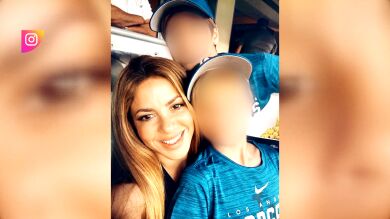 Shakira apura las vacaciones con sus hijos y unas amigas a bordo de una embarcación en Miami