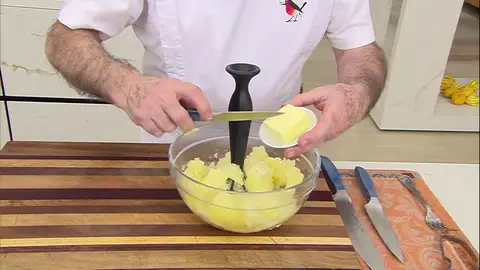 Morcilla con puré de patata y pimientos, paso 2 Morcilla con puré de patata y pimientos, paso 2