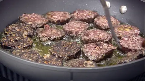Morcilla con puré de patata y pimientos, paso 3 Morcilla con puré de patata y pimientos, paso 3