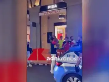 Carlos Sainz, asaltado en Milán, persigue a los ladrones y recupera su reloj de 300.000 euros Carlos Sainz, asaltado en Milán, persigue a los ladrones y recupera su reloj de 300.000 euros