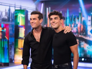 Revive la entrevista completa a Mario Casas y Óscar Casas en 'El Hormiguero' Revive la entrevista completa a Mario Casas y Óscar Casas en 'El Hormiguero'