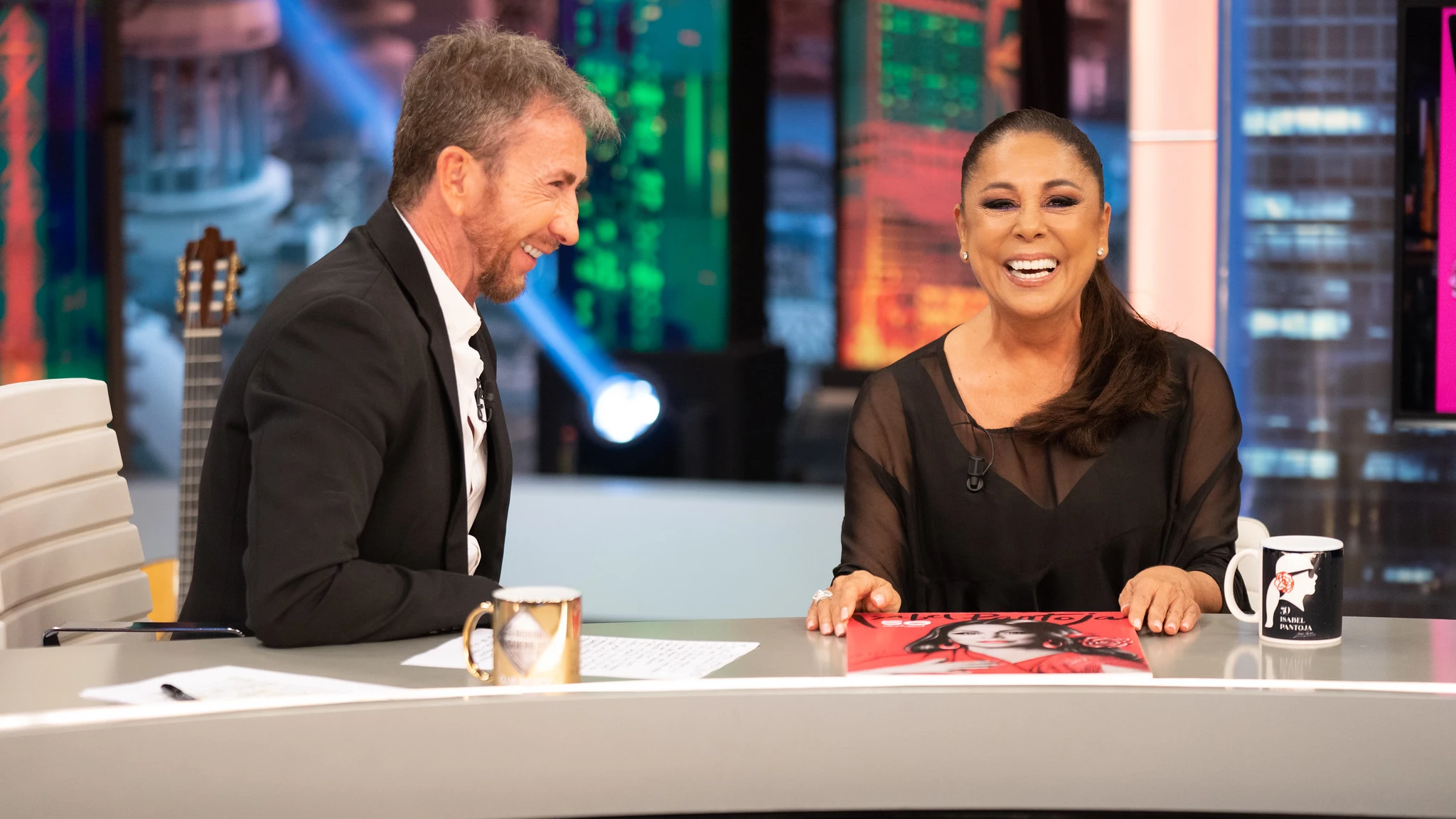 Pablo Motos no da cr&eacute;dito a la relaci&oacute;n de Isabel Pantoja con el sol: "Lo veo muy raro"