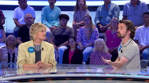 ¿Es amor? Los llamativos “piropos envenedados” de Tania Llasera a Santi Alverú ¿Es amor? Los llamativos “piropos envenedados” de Tania Llasera a Santi Alverú