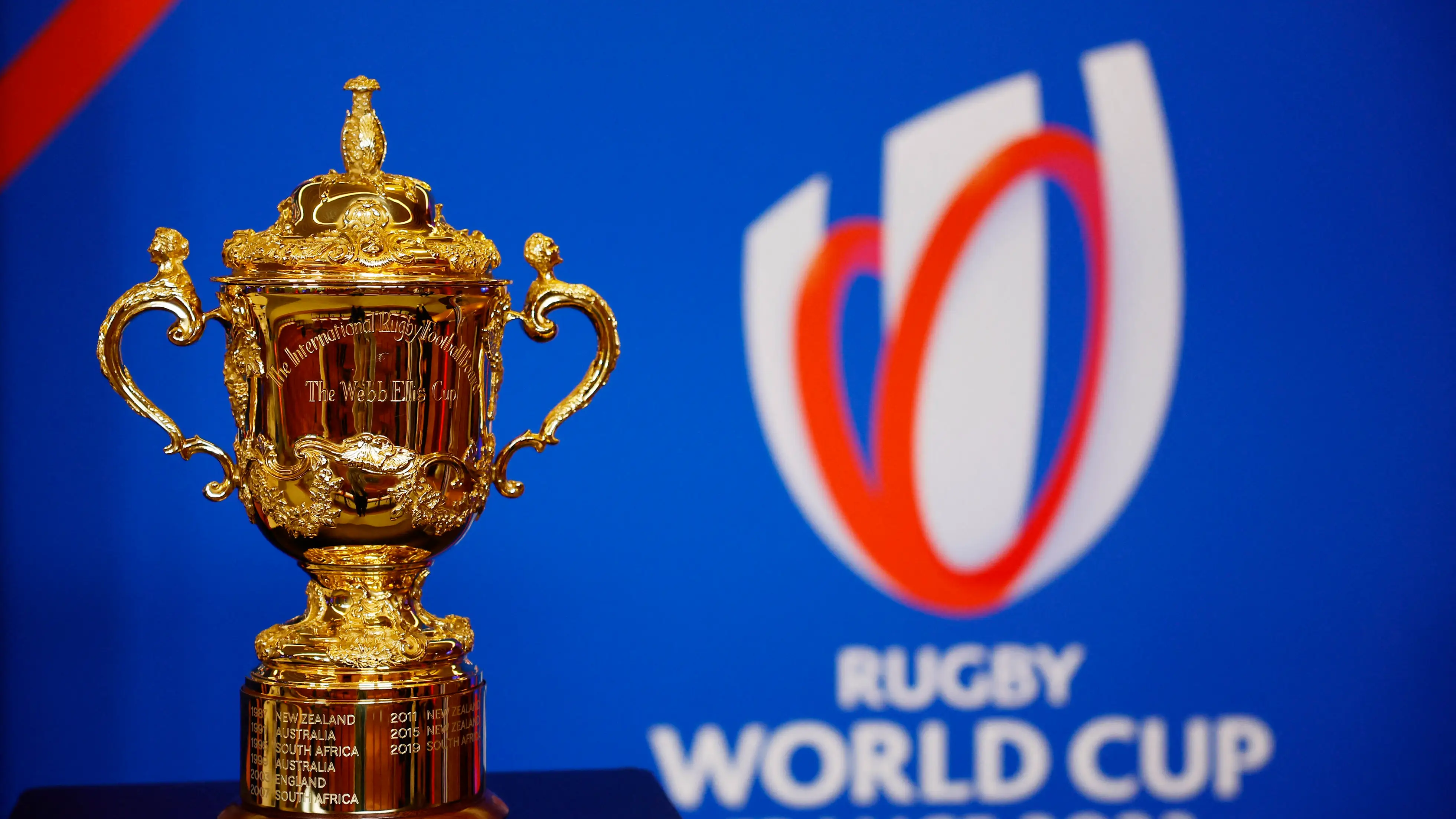 La legendaria Copa Webb Ellis, trofeo que acredita al ganador del Mundial de Rugby La legendaria Copa Webb Ellis, trofeo que acredita al ganador del Mundial de Rugby