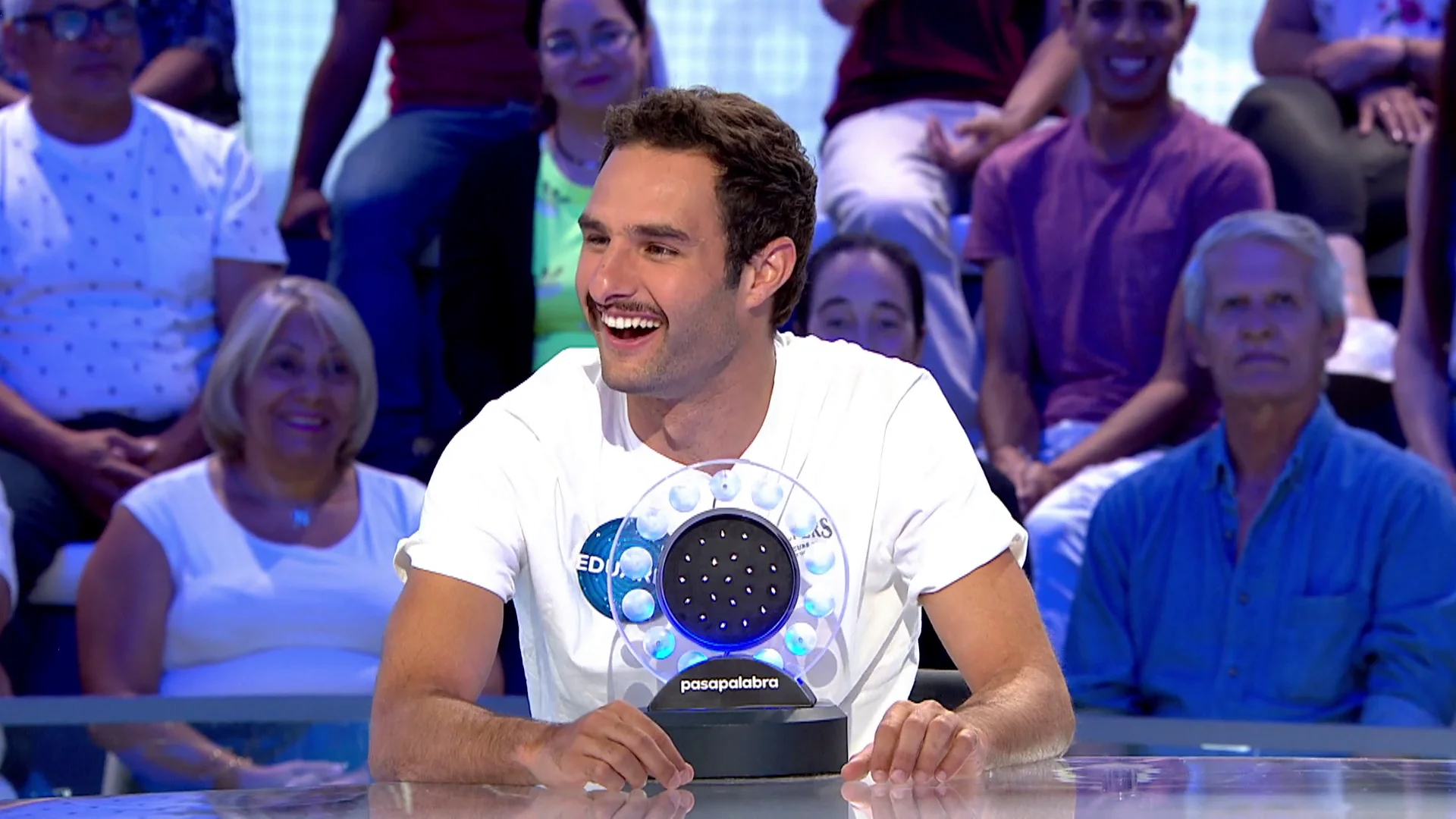 Eduardo Rosa enseña a bailar el Aserejé: ¿Quién se acuerda mejor de la coreografía? Eduardo Rosa enseña a bailar el Aserejé: ¿Quién se acuerda mejor de la coreografía?