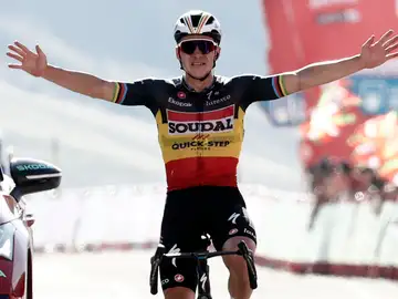 Remco Evenepoel a su llegada a Larra-Belagua Remco Evenepoel a su llegada a Larra-Belagua