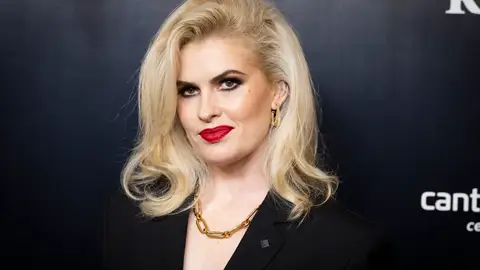 Adriana Abenia Adriana Abenia