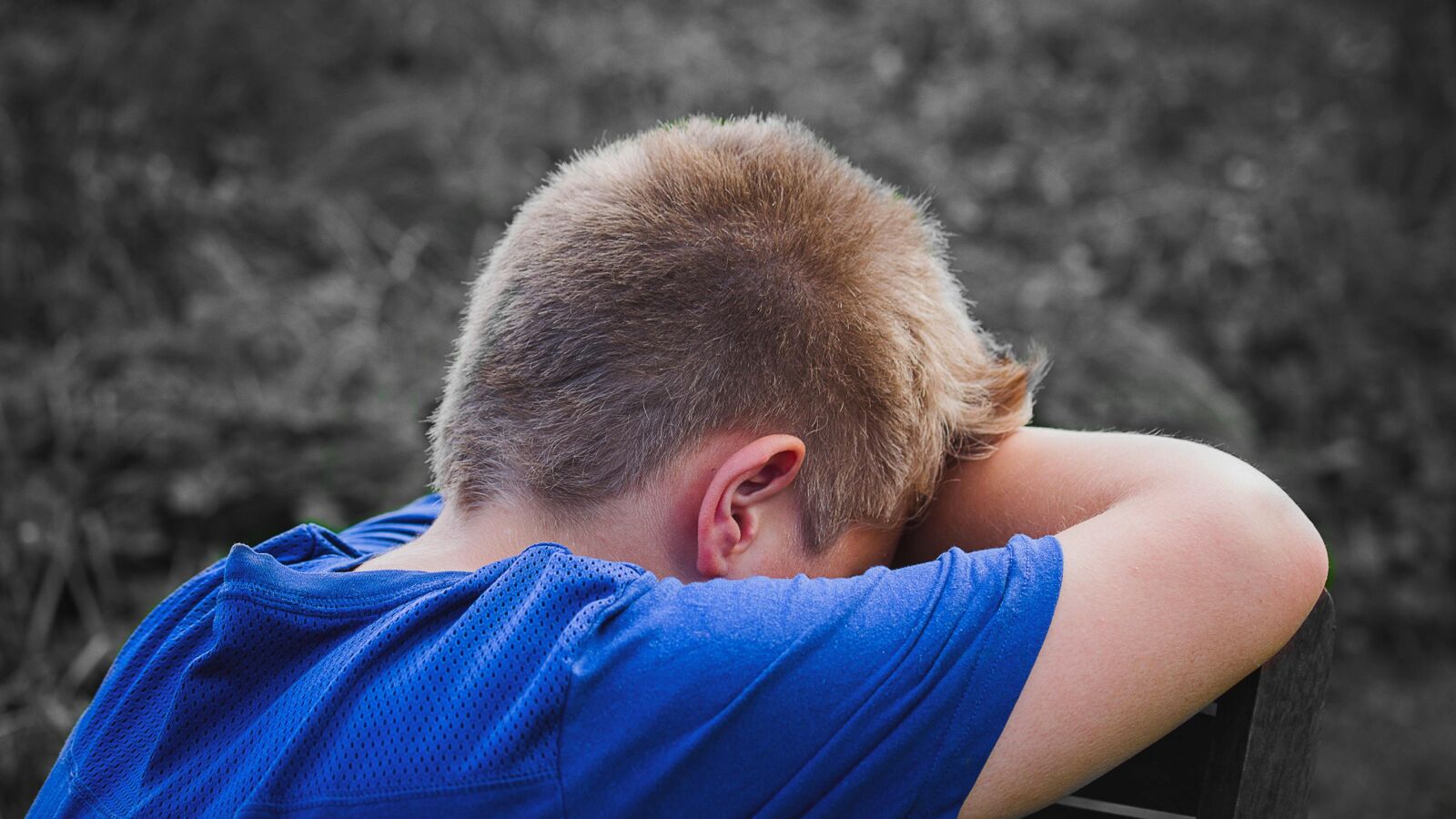 Cómo hablar del suicidio con nuestros hijos 