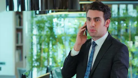 Leyla le suplica ayuda a Emir: “Mi vida corre peligro” Leyla le suplica ayuda a Emir: “Mi vida corre peligro”