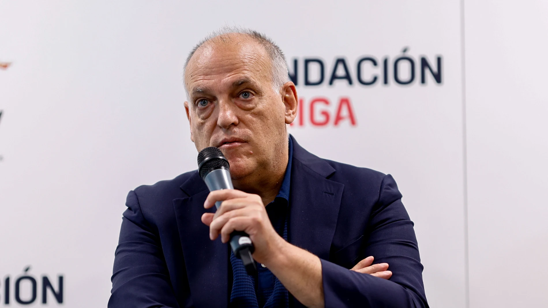 Javier Tebas en el acto de presentación de la firma del acuerdo entre LALIGA y la FEAFV