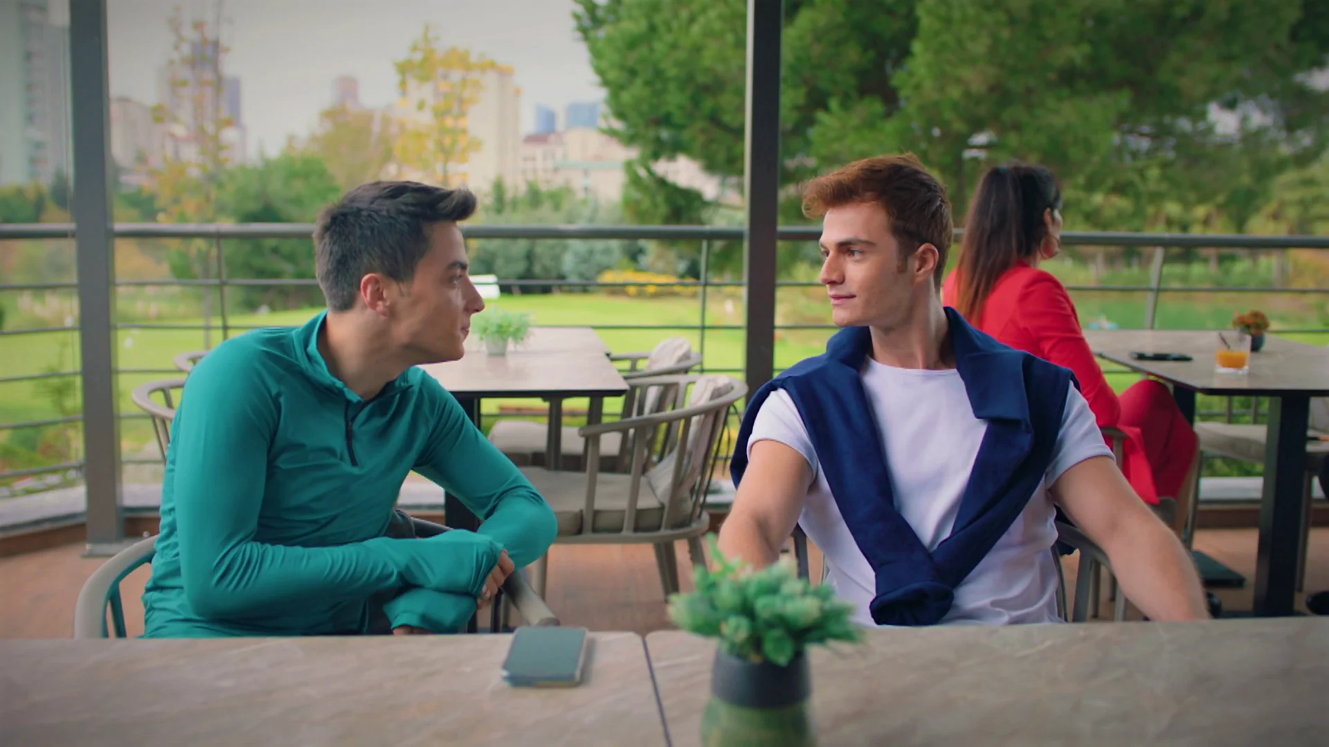 Sarp y Berk, dispuestos a todo por... &iexcl;una apuesta!, &iquest;Qui&eacute;n ganar&aacute;?