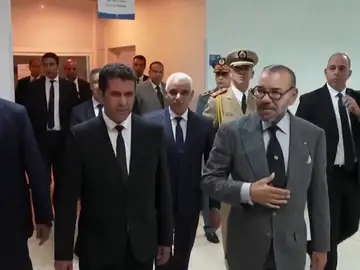 El rey Mohamed VI y su comitiva en el hospital El rey Mohamed VI y su comitiva en el hospital