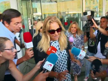 Arantxa Sánchez Vicario se rompe en el primer día de juicio contra ella y Josep Santacana