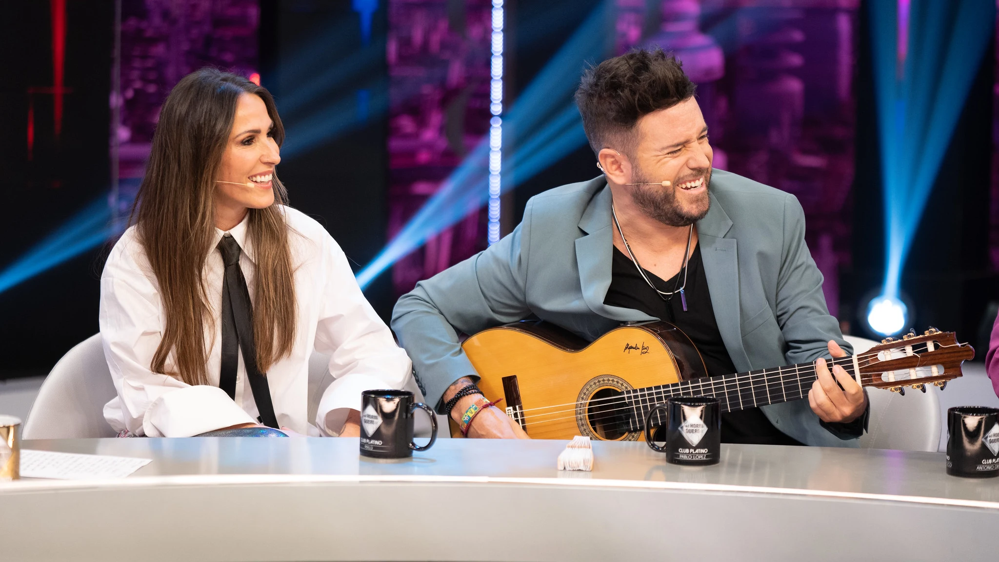 ¡Increíble! Pablo López improvisa una canción en directo para sus compañeros de La Voz