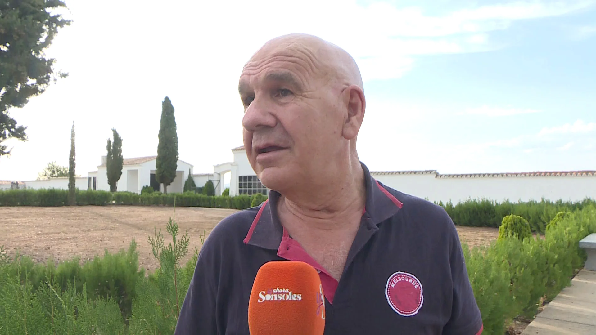 Pablo vio a sus familiares fuera de las tumbas tras una profanación: "Tenemos miedo de que vuelva a pasar" Pablo vio a sus familiares fuera de las tumbas tras una profanación: "Tenemos miedo de que vuelva a pasar"