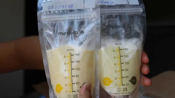 Imagen de archivo de la leche materna