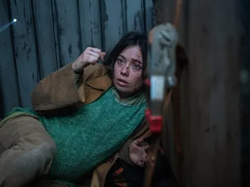 Anna Castillo en Nowhere Anna Castillo en Nowhere